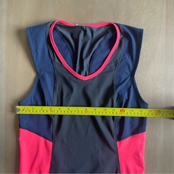 Lululemon Trail Bound Tank Colourblock - Picture 7 of 7